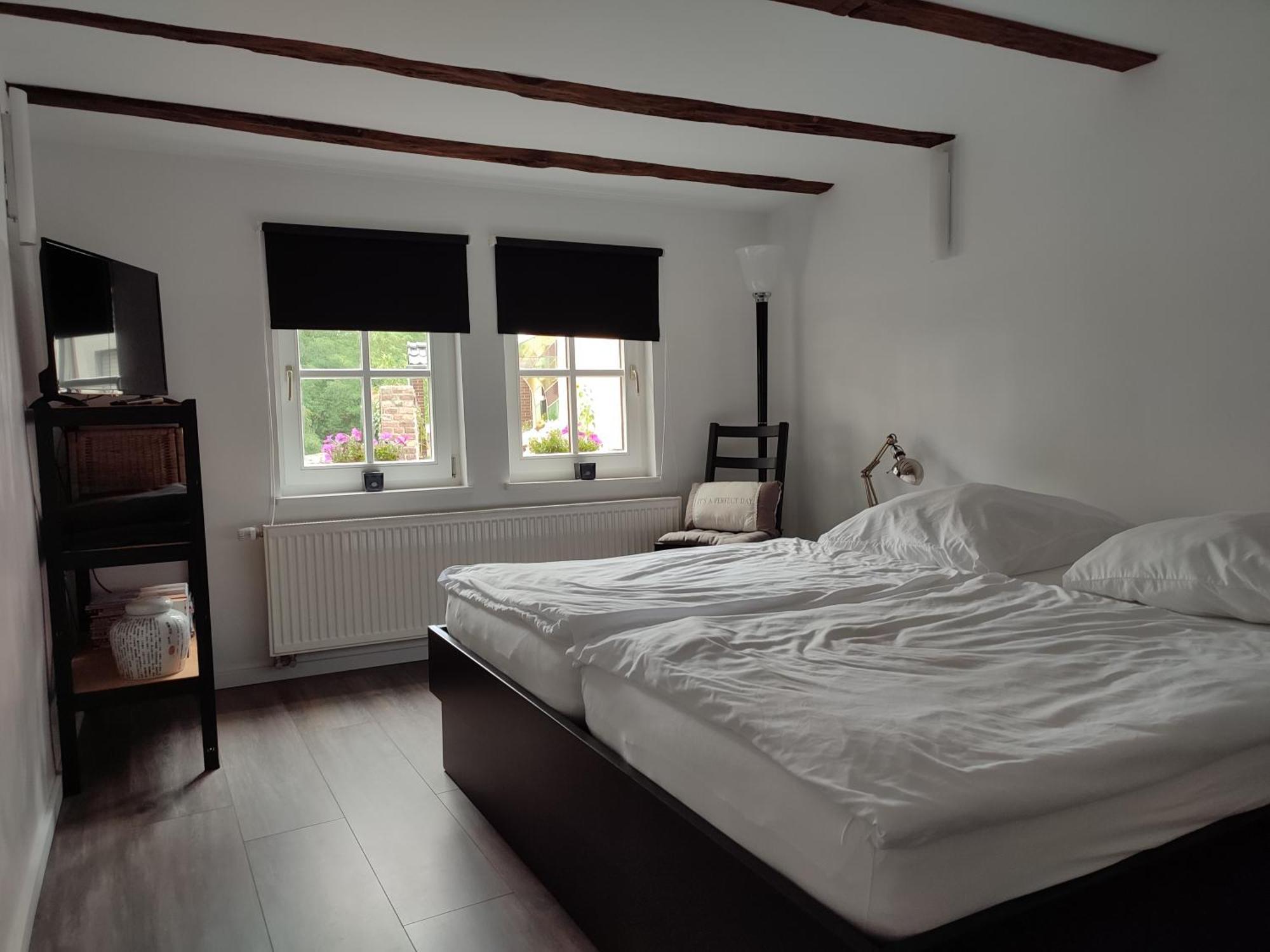 Duex-Hof Apartment Fachwerkhaus Bornheim  Buitenkant foto